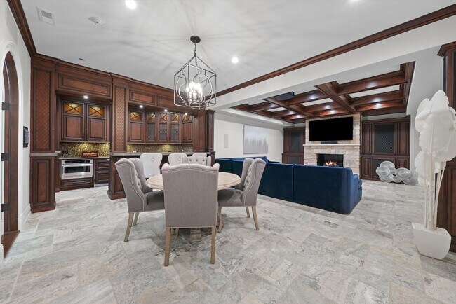 Building Photo - 6403 S Garfield St