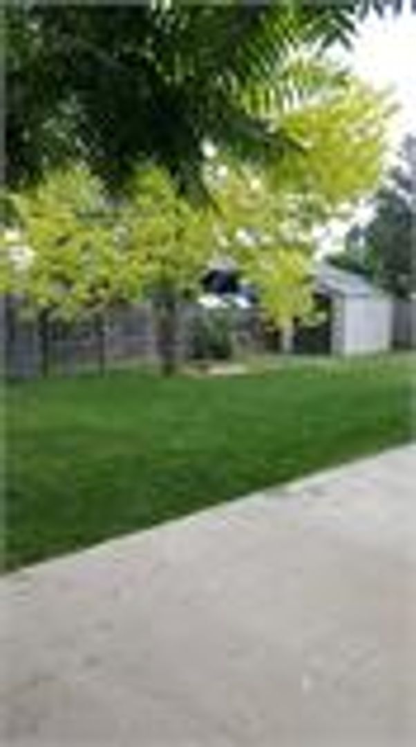 Building Photo - 110 N 49th Ave