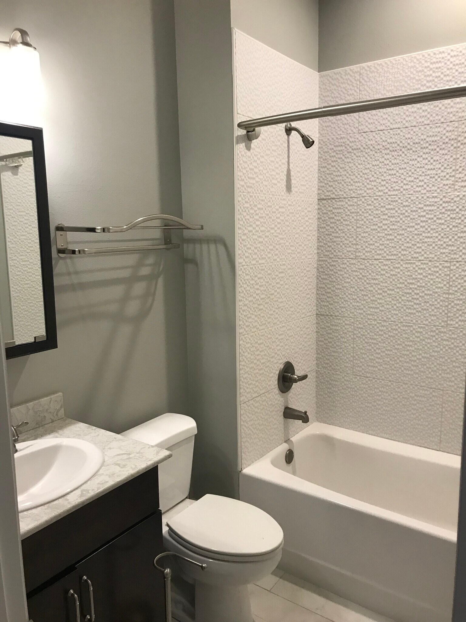 Bathroom - 1551 E Main St