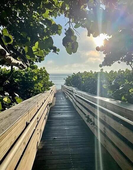 Building Photo - 1801 S US Hwy 1