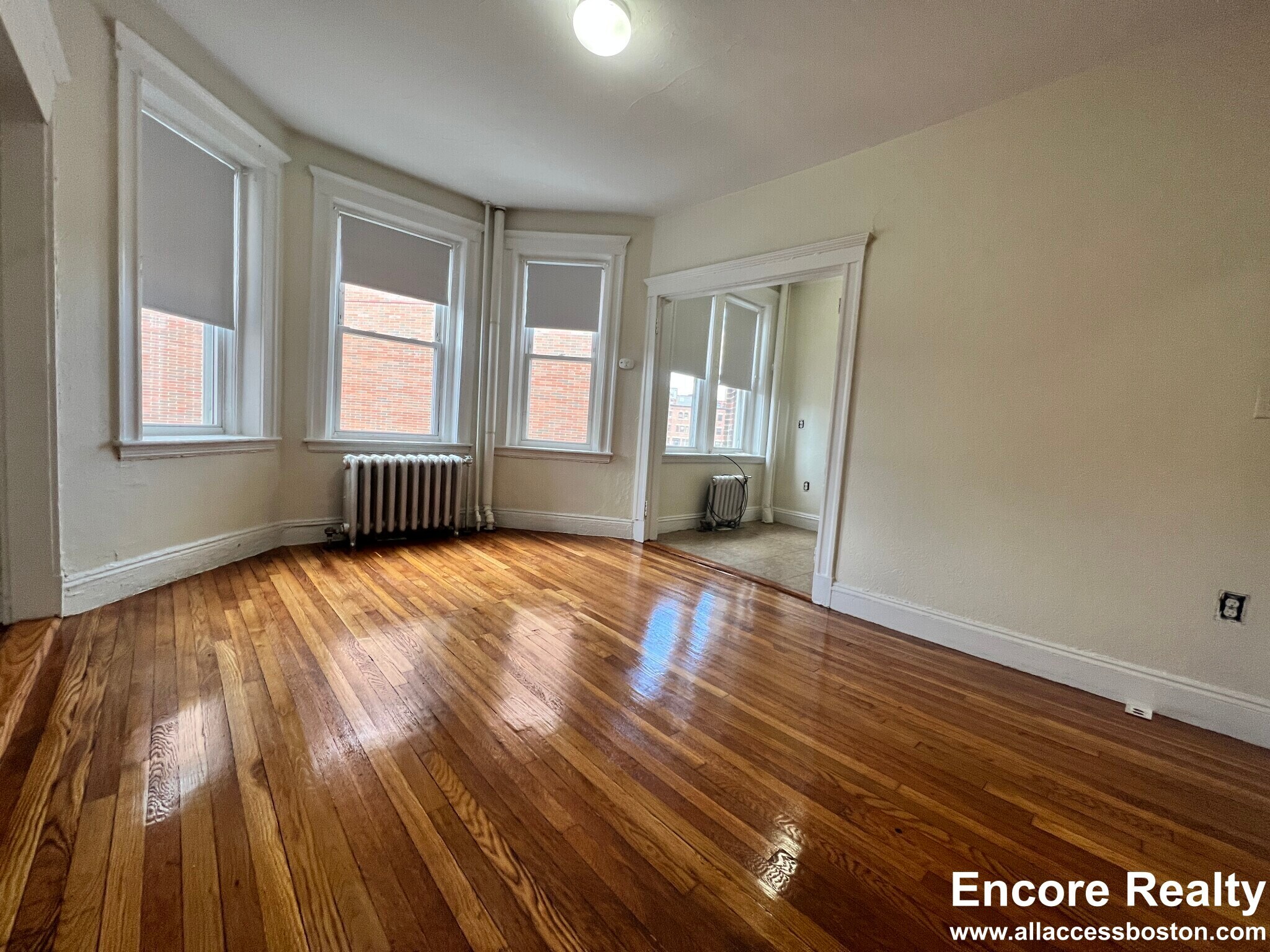 Building Photo - 1163 Boylston St