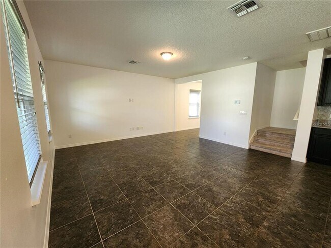 Building Photo - 3320 Mount Vernon Way