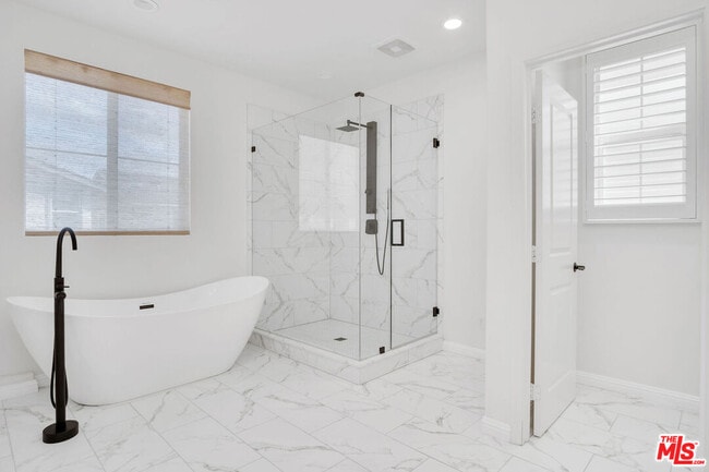 Building Photo - 3971 Somerston Way