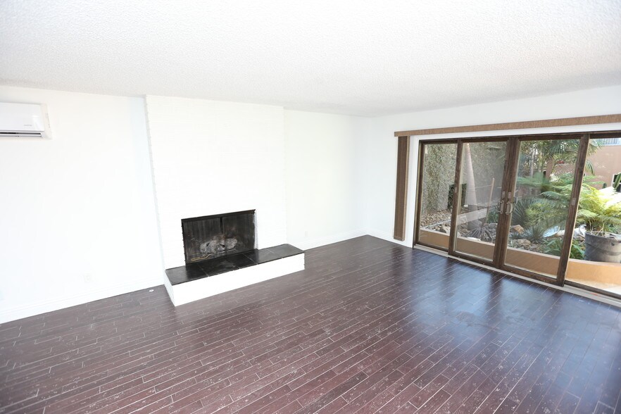 Building Photo - 4776 Don Miguel Dr