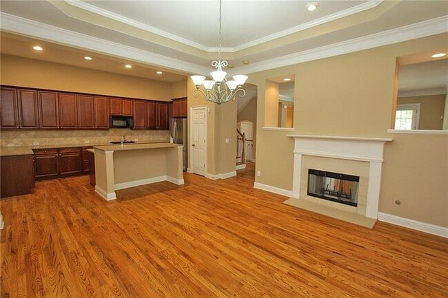 Building Photo - 3029 Woodwalk Dr SE