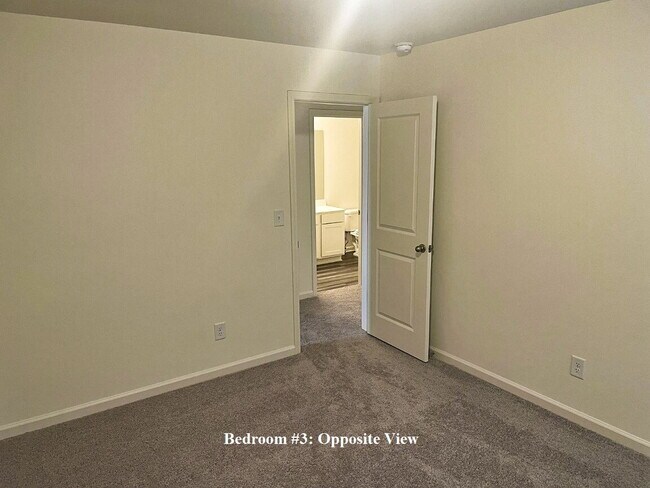 Building Photo - Beautiful 4BR
