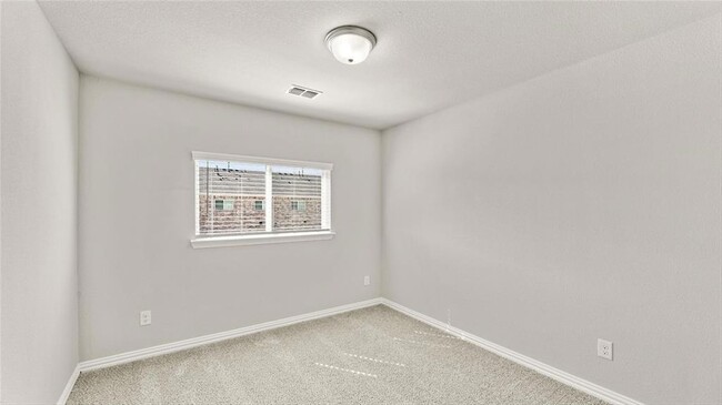 Building Photo - 3720 Paradise Way