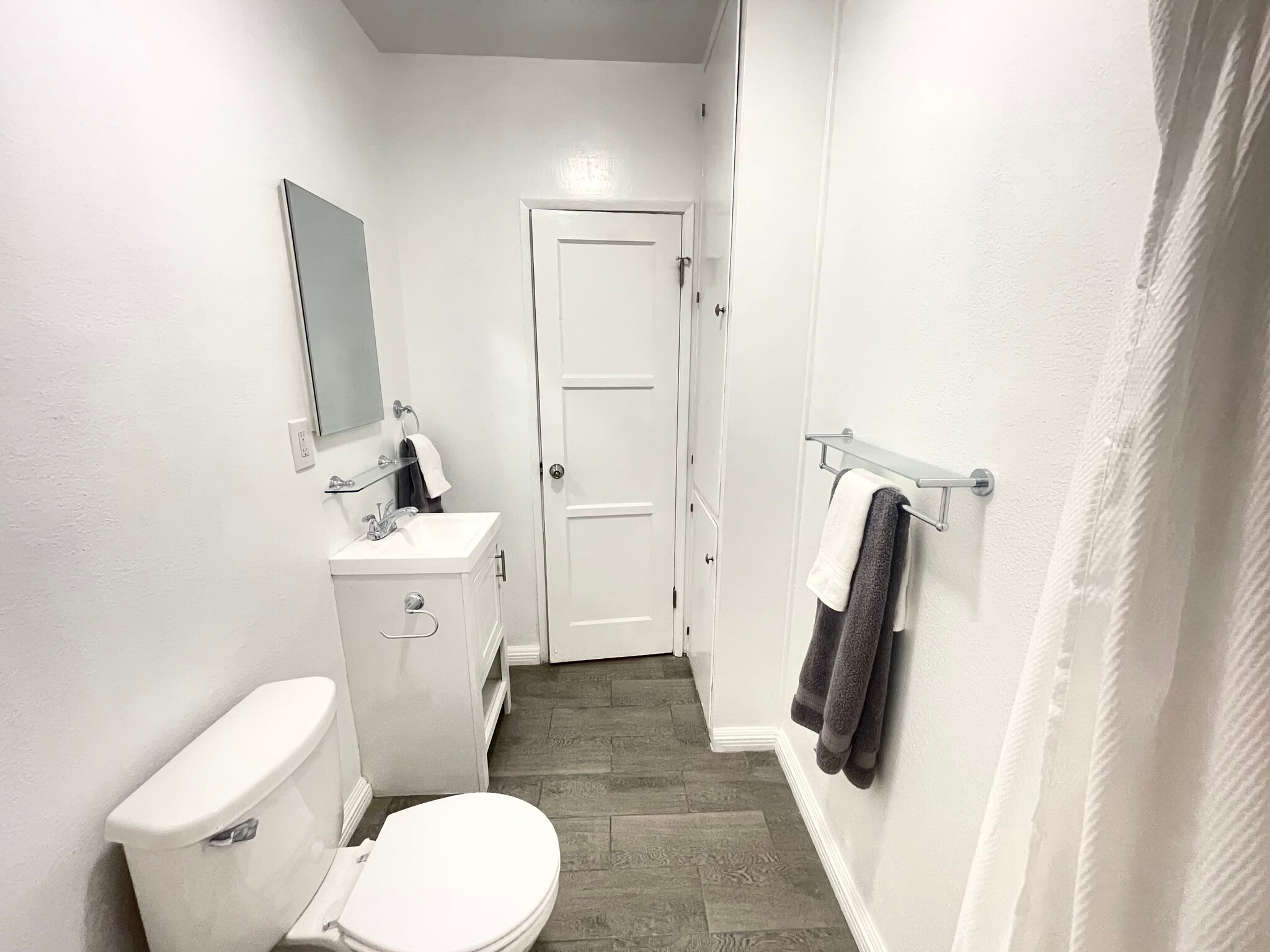 Bathroom-inside_door_closed - 128 Elm Ave