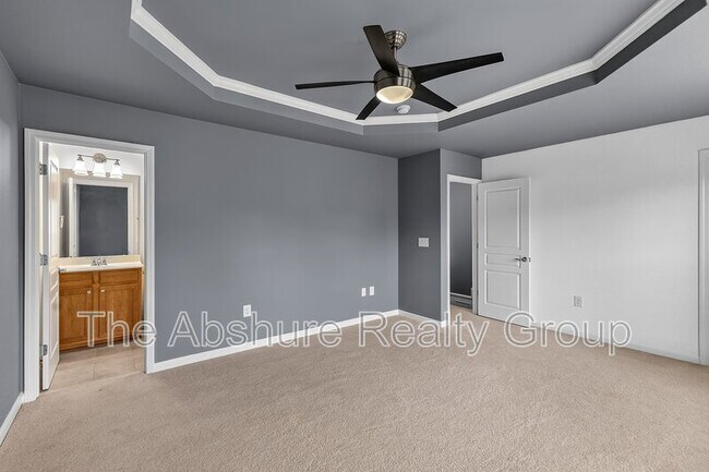 Building Photo - 8611 Macedonia Lake Dr