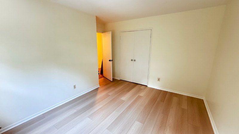 Building Photo - 17411 Pipers Way