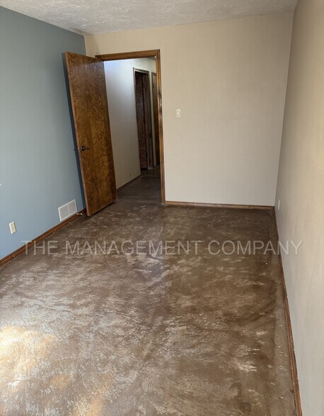 Building Photo - 2354 E 2900 N