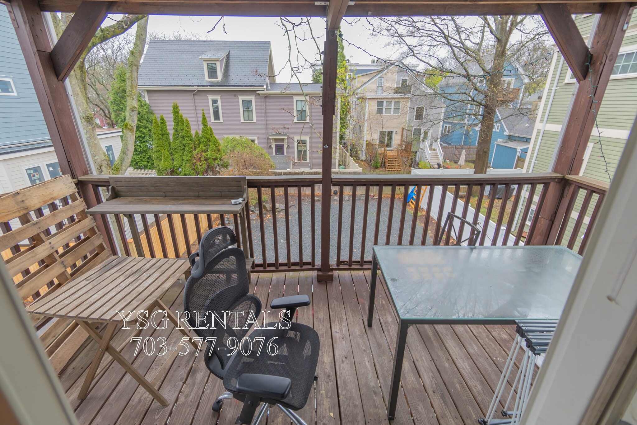 Building Photo - 260 Columbia St