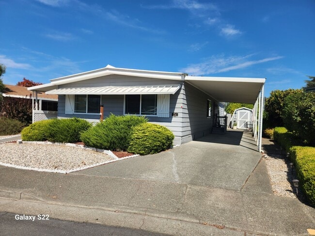 Building Photo - Charming 2-bedroom, 2- bathroom, mobile ho...