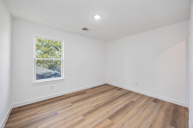 Building Photo - 5809 Senior