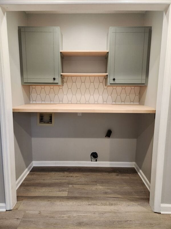 Building Photo - 321 Oak Meadows Dr