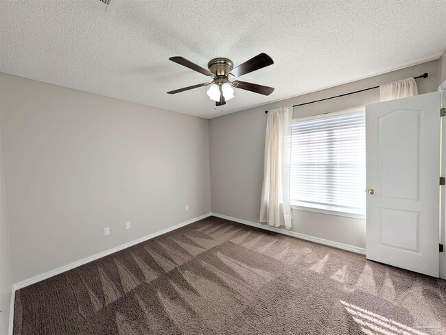 Building Photo - 175 Carrier Dr