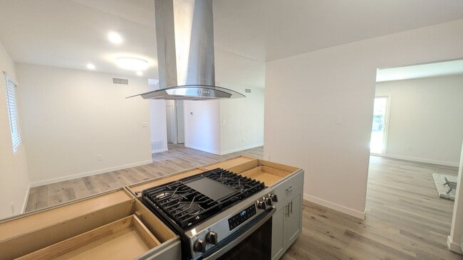 Building Photo - Remodeled home in Santee Lakes - Coming Soon!