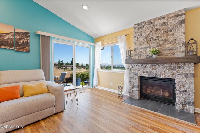Building Photo - 2255 Wide Horizon Dr