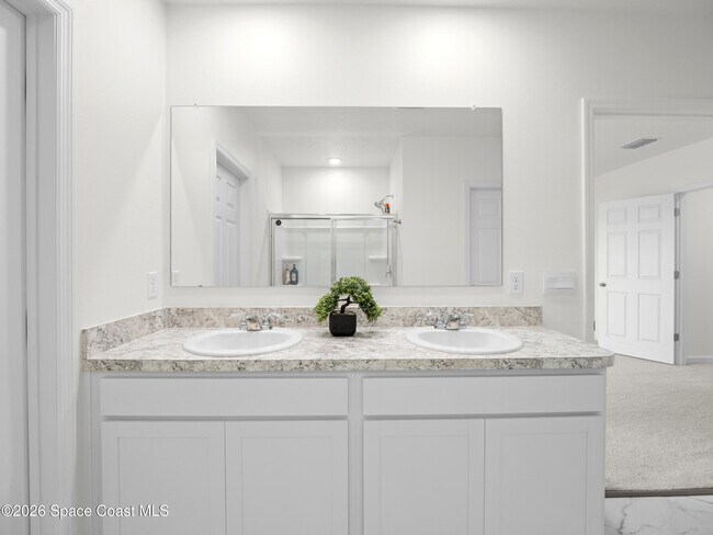 Building Photo - 6815 Topaz Dr