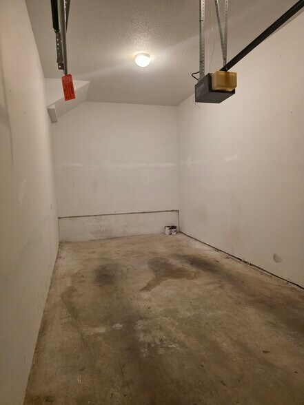 Building Photo - 503 Spartan Dr