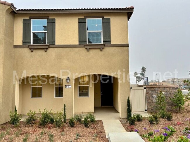 Building Photo - 8407 Gabrielino Ct