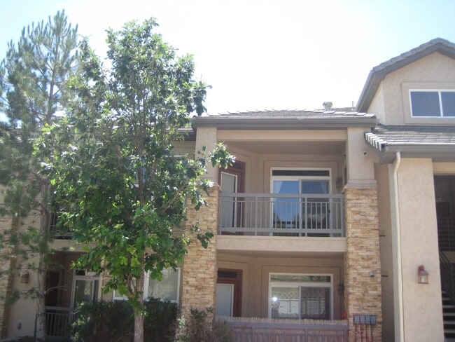 Building Photo - Spacious Top-Floor Condo in Las Casas at Broadmoor Bluffs | 2 Bed / 2 Bath + Garage, Very close t...