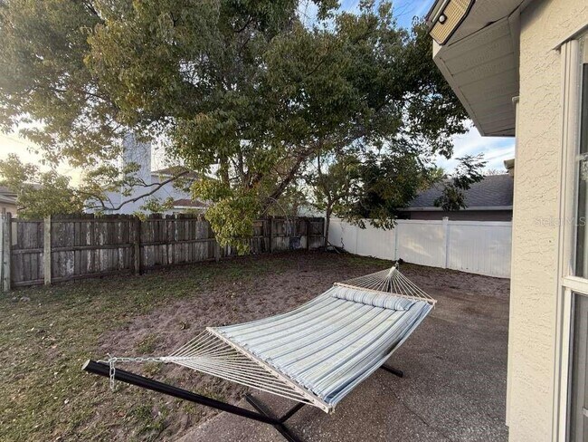 Building Photo - 2009 River Park Blvd