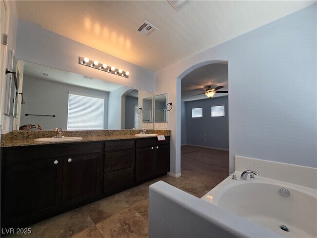 Building Photo - 9213 Black Diamond St