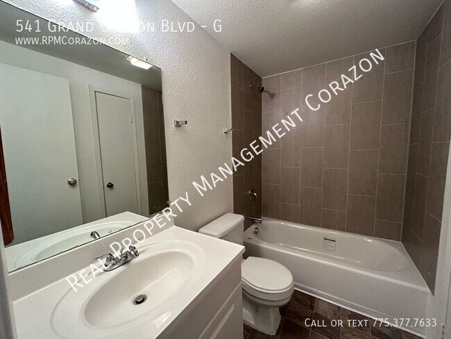 Building Photo - 541 Grand Canyon Blvd