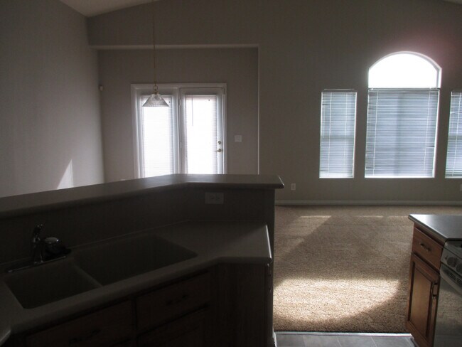 Building Photo - 5514 Big Red Ct