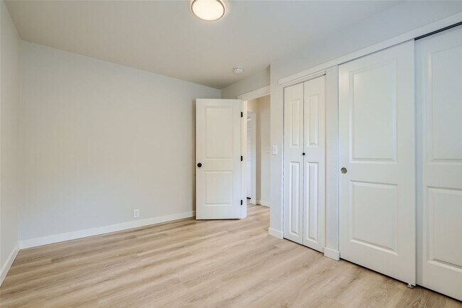 Building Photo - New Price!! Newly Remodeled 2BR/1BA House ...