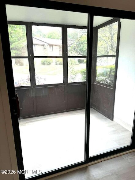 Building Photo - 175 Amberly Dr