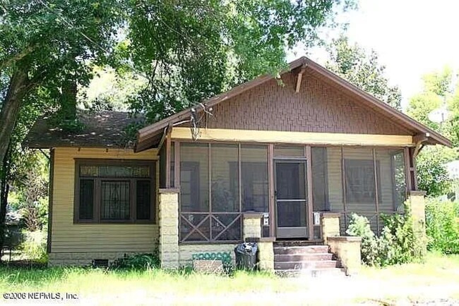 Front of the duplex -unit B is on the right - 45 W 22nd St