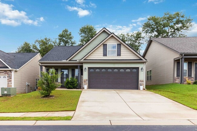 Building Photo - 130 Mistwood Ln