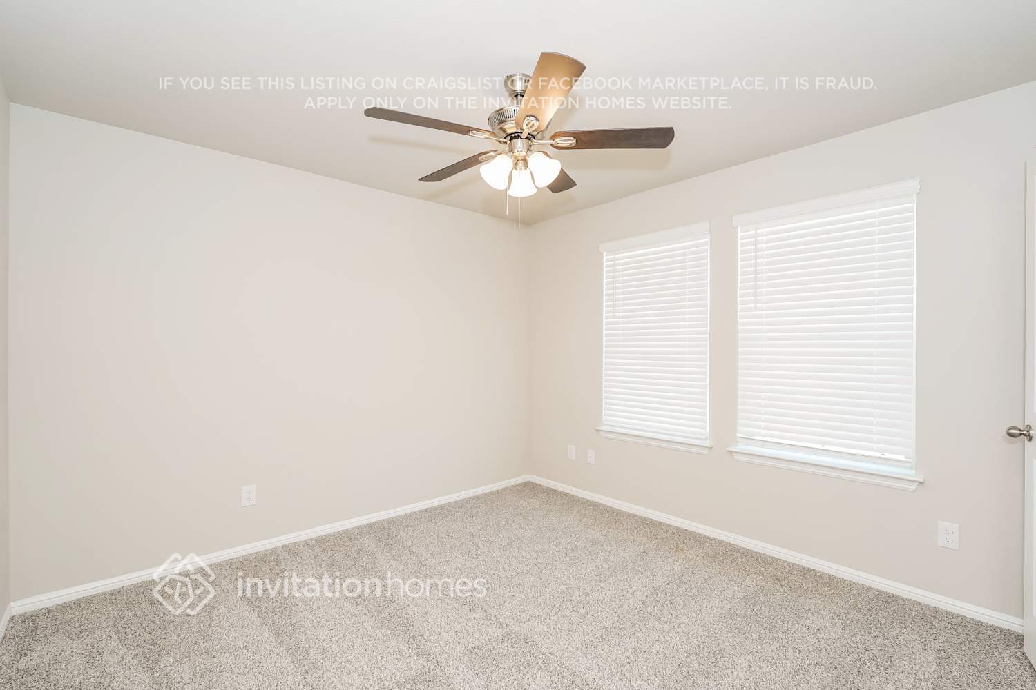 Building Photo - 433 Blanco Dr