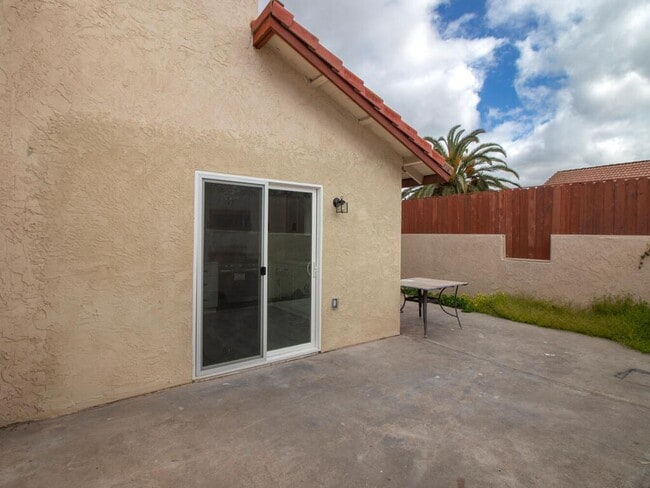 Building Photo - Newly Remodeled 2 Story, 3 Bedroom Condo