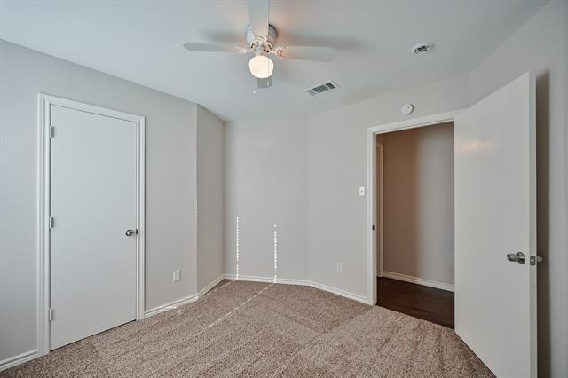 Building Photo - 607 Kings Way Dr