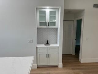 Building Photo - 102 Pinecrest Cir