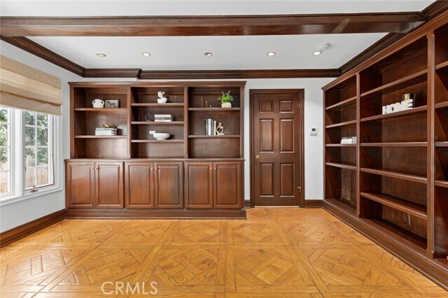 Building Photo - 16842 Harkness Cir
