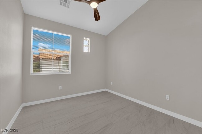 Building Photo - 8739 Villa Jeremiah Ln
