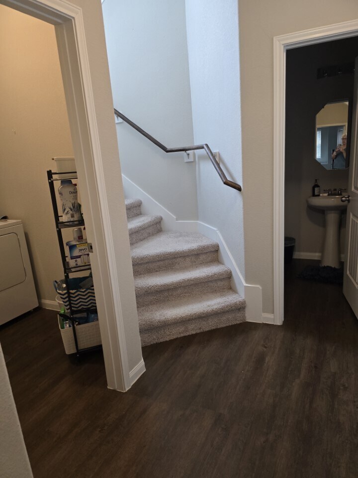 Hall leading up to second floor - 974 Marquis Dr