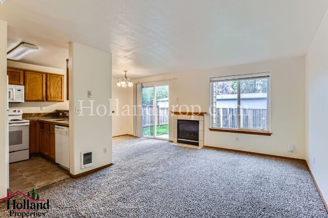 Building Photo - Cozy Comfort in Beaverton – 3-Bed, 2.5-Bat...