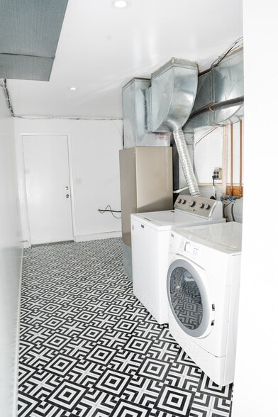 Full Size W/D in Large Finished Laundry Room - 455 Hope St