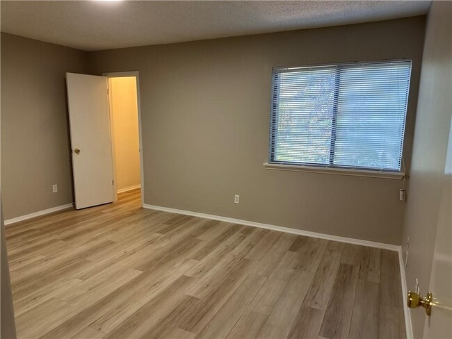 Building Photo - 475 Granite Ridge Pl
