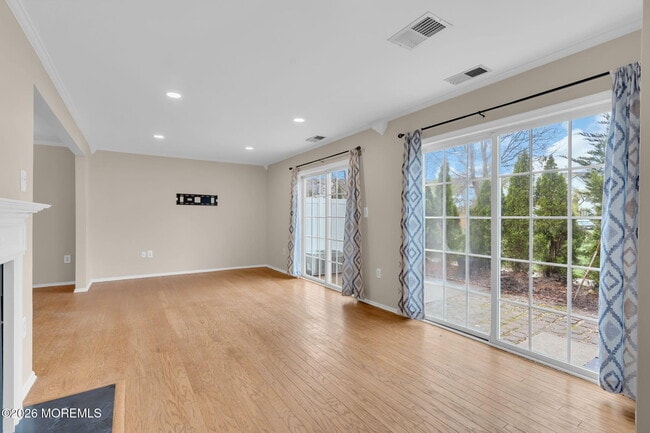 Building Photo - 63 Dover Ct