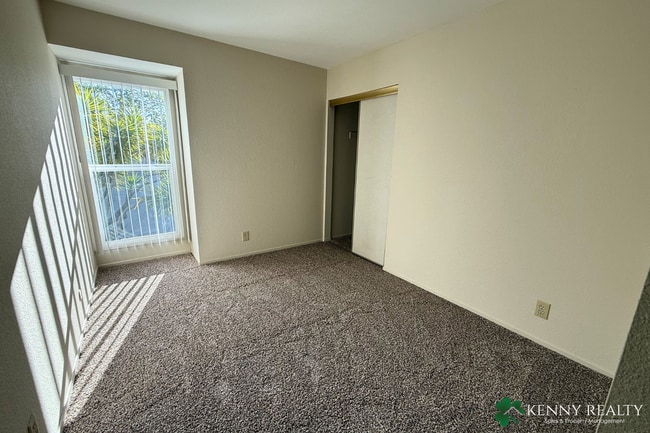 Building Photo - Spacious 3 Bedroom Home Near Parks & Schools in Foster City