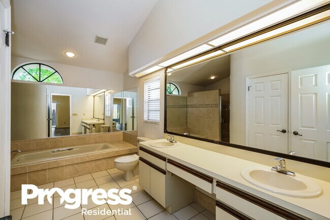 Building Photo - 2535 Arborwood Dr