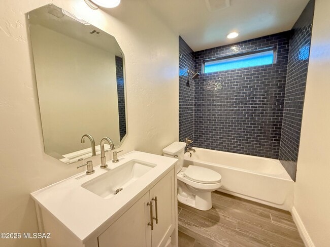 Building Photo - 4433 S Avenida Don Pepe