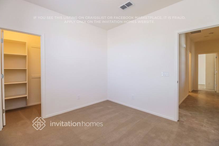 Building Photo - 22475 E Avenida Del Valle Ct