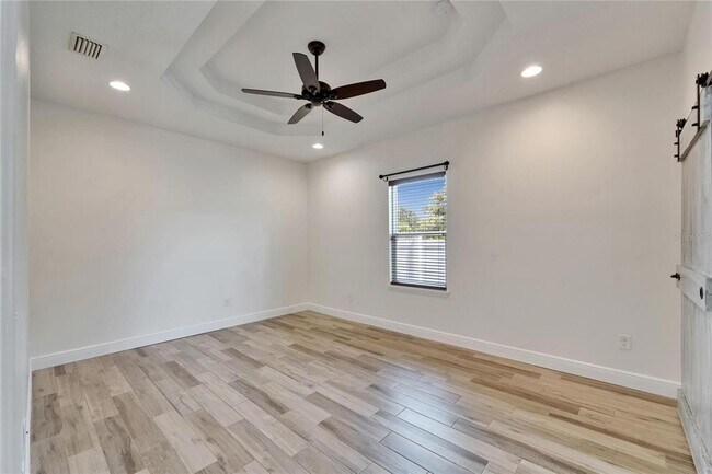 Building Photo - 3813 N Highland Ave